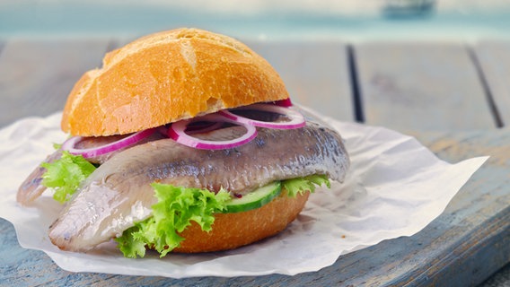 fischbroetchen152_v-contentgross.jpg