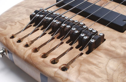 Magnus-Guitars-Sharkey-body.jpg