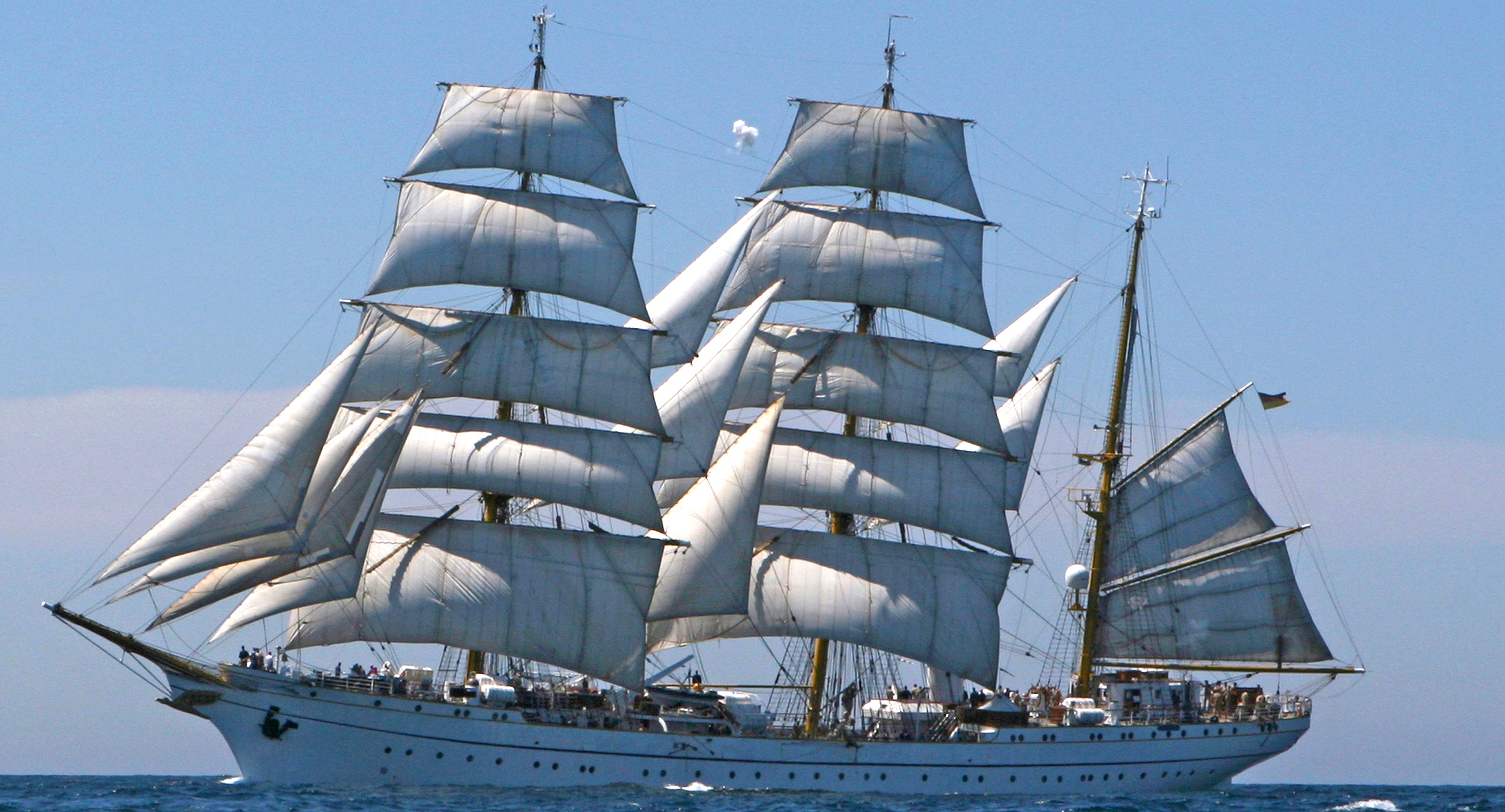 Gorch_Fock_unter%20Segeln_%28Bundeswehr,%20Ricarda%20Schoenbrodt%29.jpg