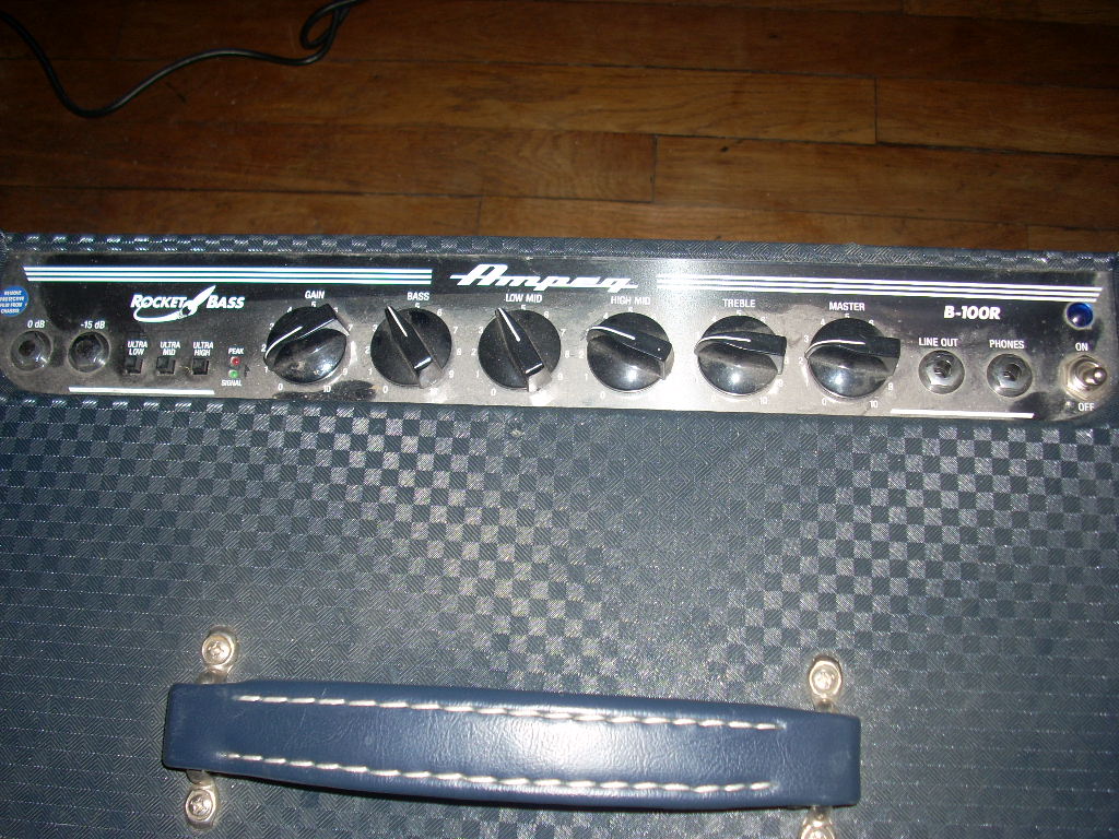 ampeg-b-100r-187323.jpg