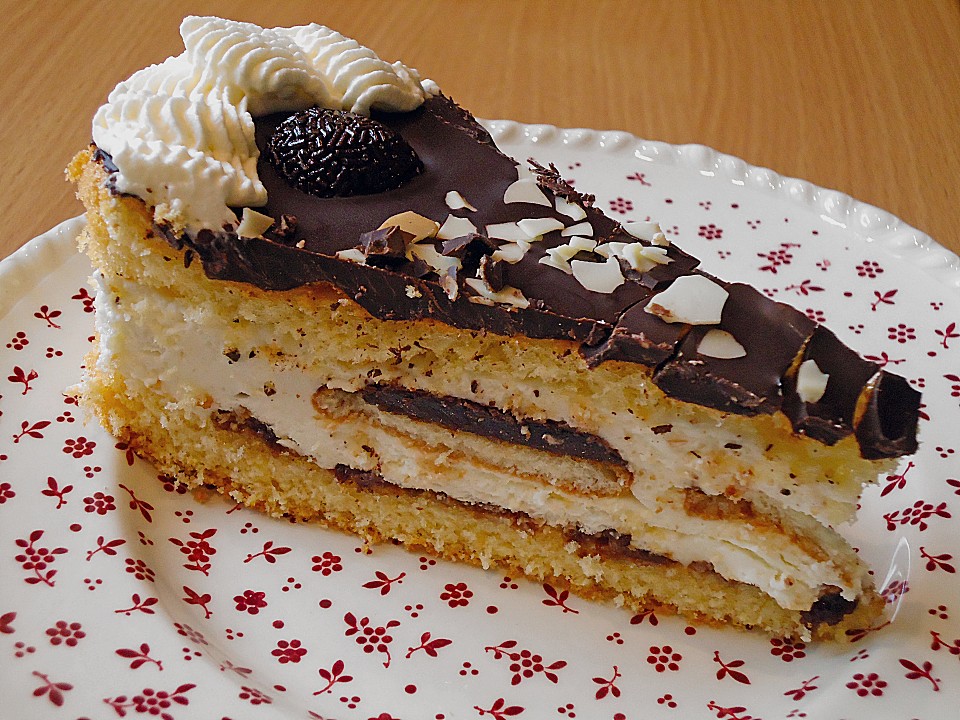 260355-960x720-tiroler-rumtorte.jpg