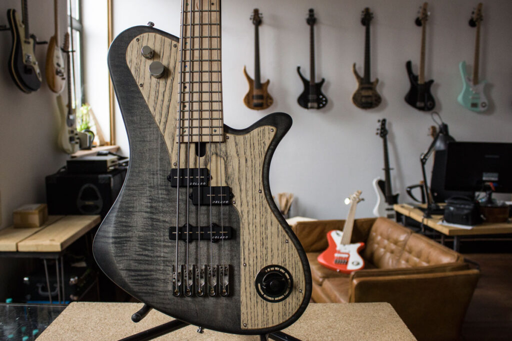 BassLine_rebelle_series_5_32_maple_05-1024x683.jpg
