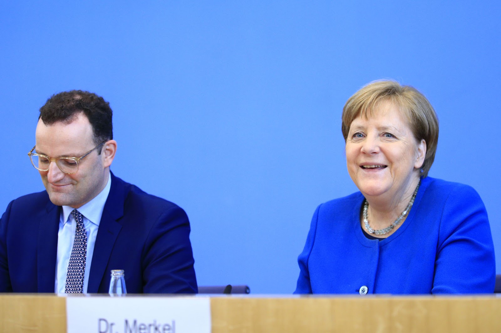 www.der-postillon.com