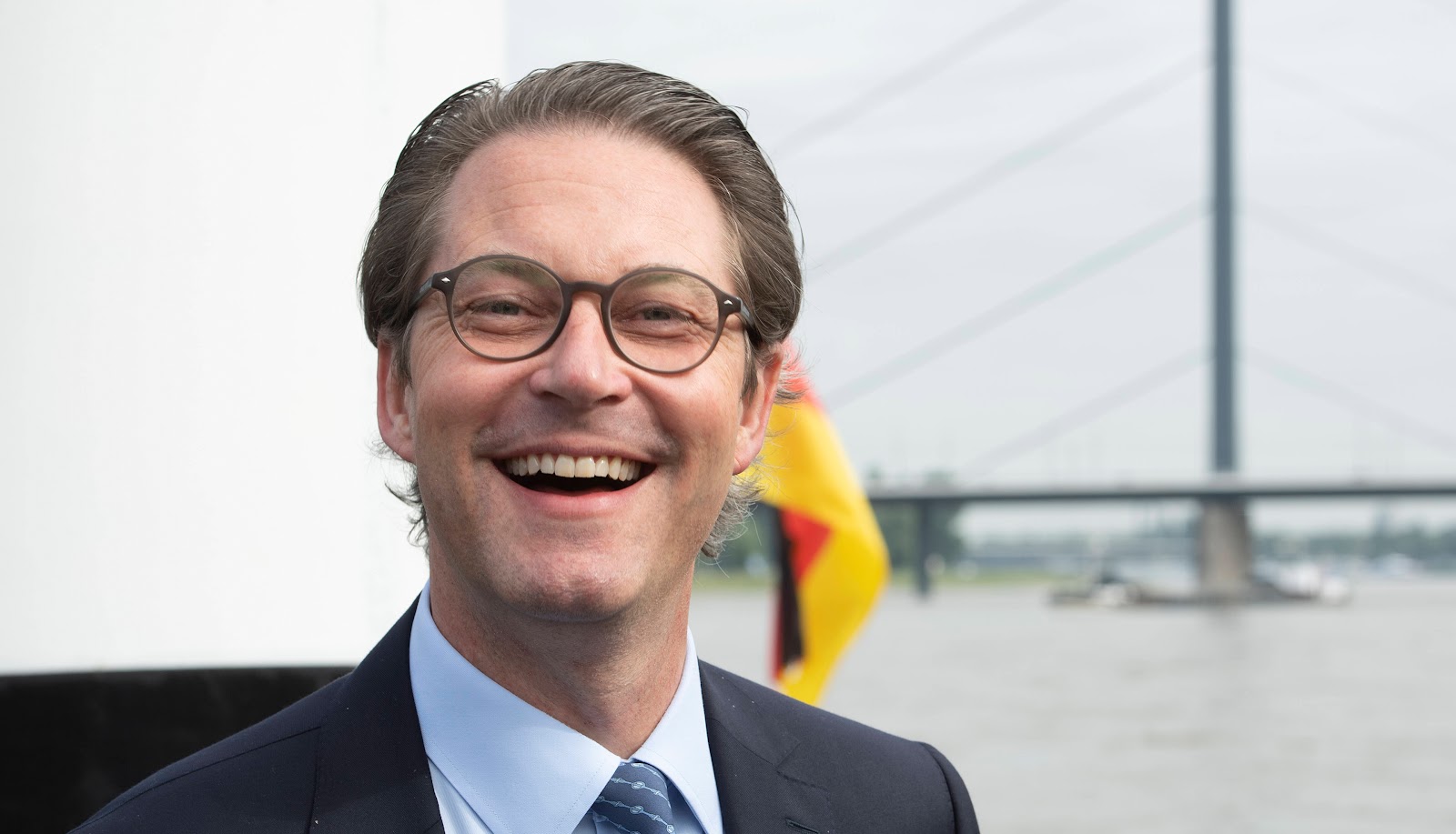 www.der-postillon.com