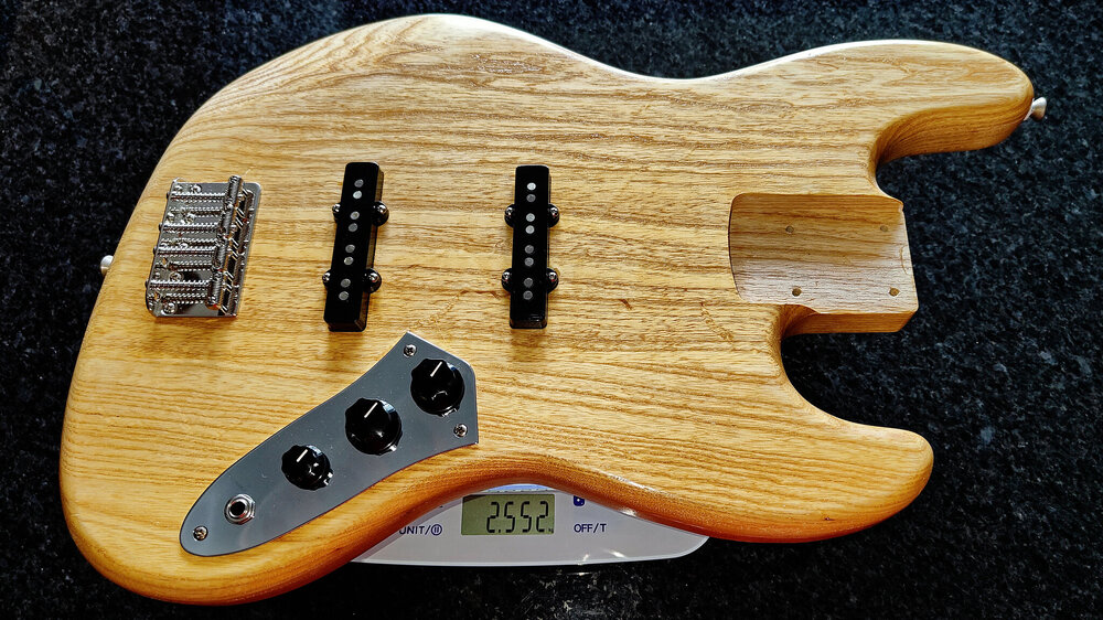 LuthierJazzBassBodySwampAsh(4).thumb.jpg.1acd6e965b66cec2bdaee38fc5b22f2d.jpg LuthierJazzBassBodySwampAsh(4).thumb.jpg.1acd6e965b66cec2bdaee38fc5b22f2d.jpg