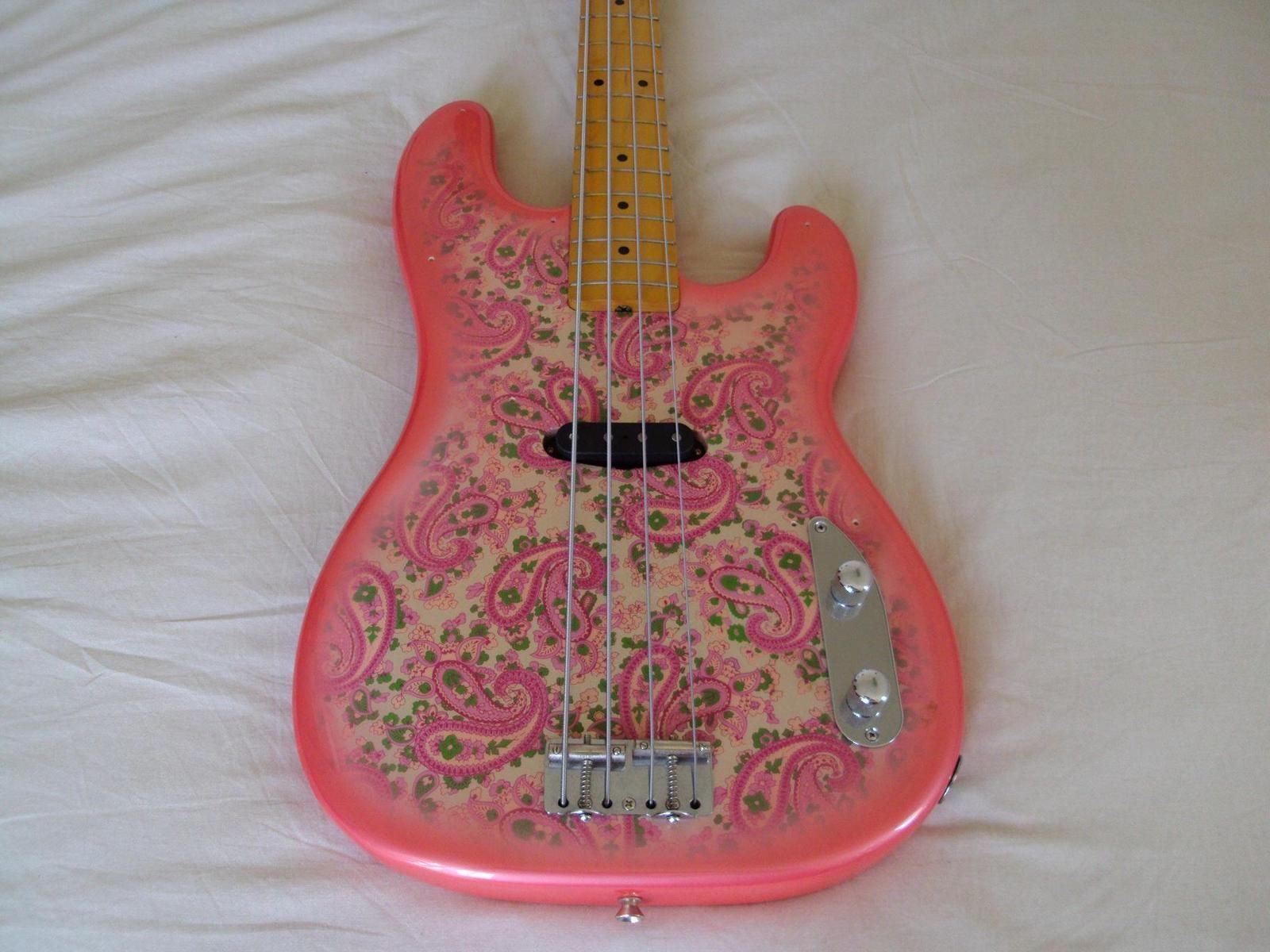 fender-limited-edition-pink-paisley-precision-bass-japan-222541.jpg