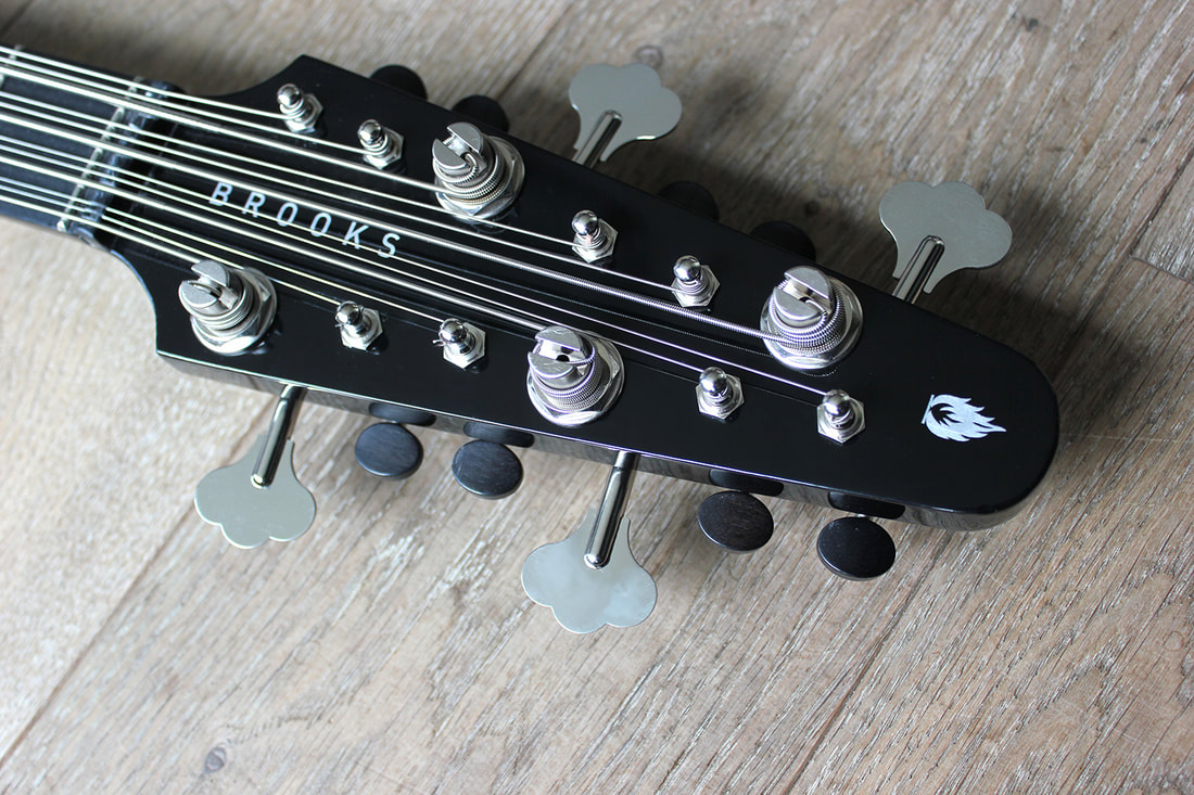 brooks-exb-12-tp-black-headstock2-1500_orig.jpg